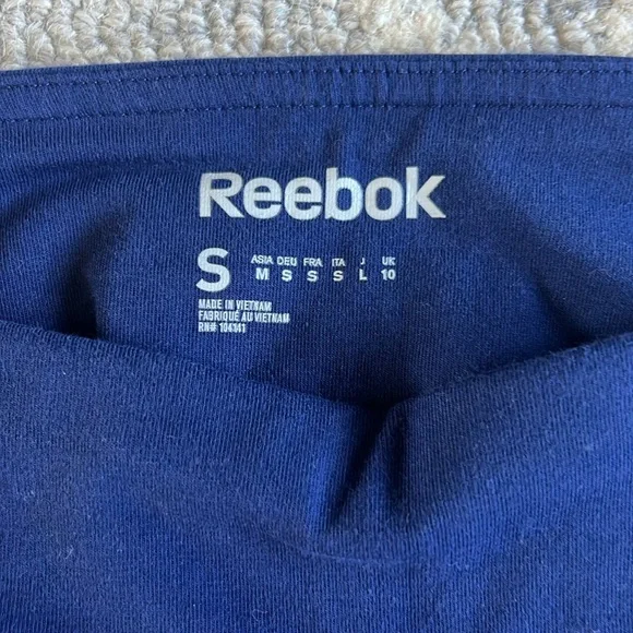 Red, white, and blue Reebok capri leggings - Picture 3 of 4